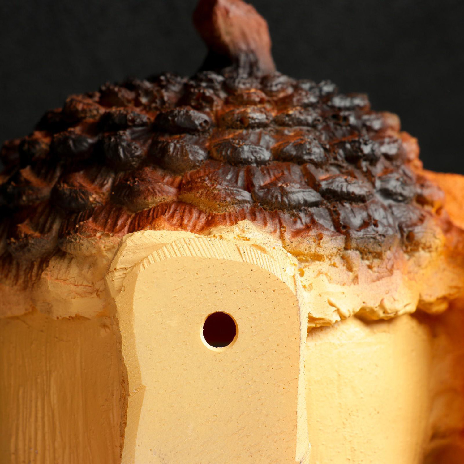 Подвесной декор "Орех-кормушка с белкой" 18х16см   3622958