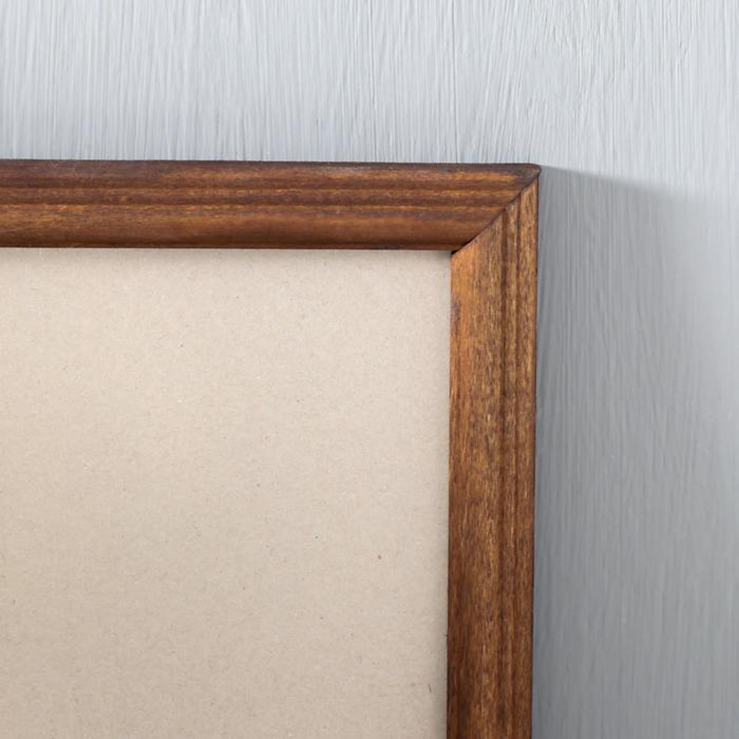 Фоторамка  дерево 25х35 см орех (пластиковый экран) 4372291