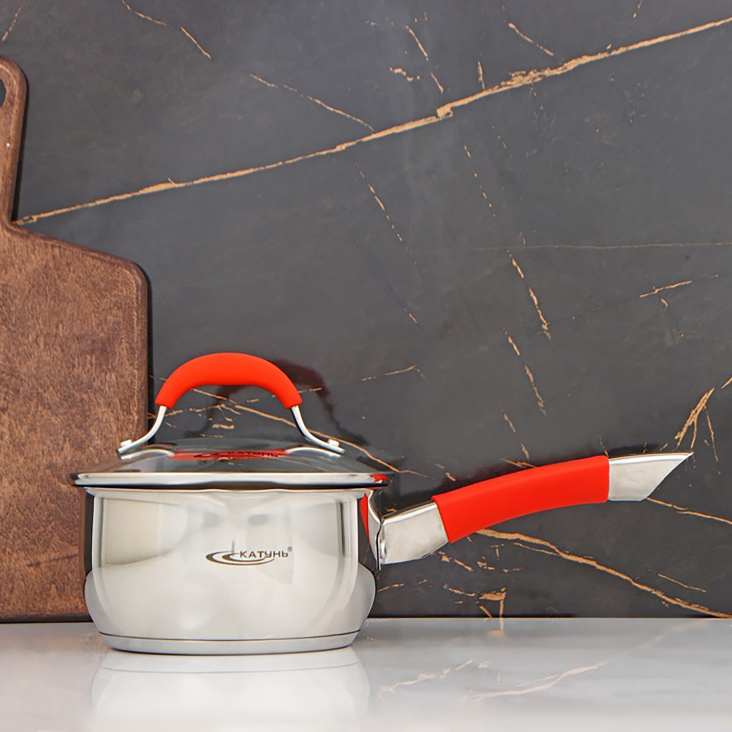 Кастрюля нерж. "Катунь" "Аврора" 1,5л d16см термораспред. дно, Стекл.кр., силик.руч. КТ07-К *1/4