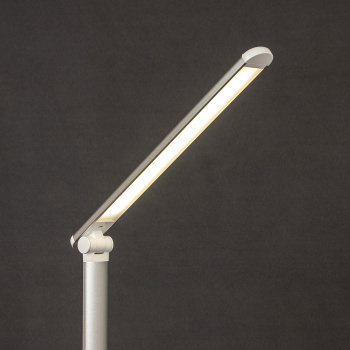 Светильник настольн. Старт СТ208 (светодиодный 6Вт сенсорное вкл, диммер, USB) серебряный *1/12