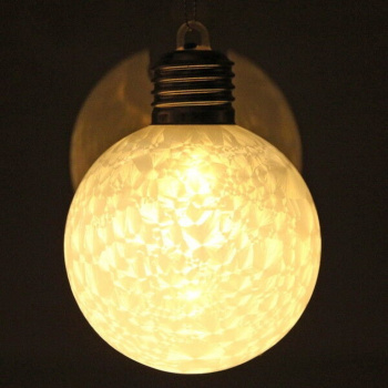 Шар новогодний с подсветкой 8 см "Льдинка", Теплый белый