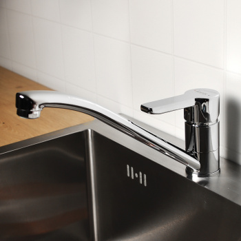 Смеситель для кухни IDDIS Sena SENSB00i05, длинный излив, рычажный