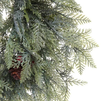 Венок хвойный "Искрящиеся ветви" d-50 см, литой ПВХ, шишки, ягоды