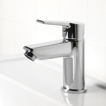 Смеситель для умывальника Milardo Stripe STRSB00M01 короткий излив, рычажный